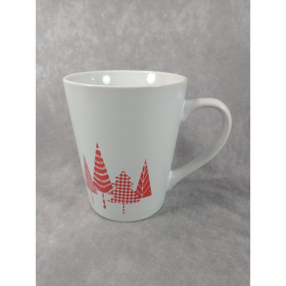 2017 Starbucks 13 Oz Holiday Christmas Tree Red White Coffee/Tea Mug/Cup